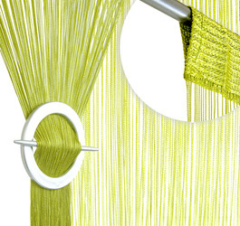 Zielona gotowa firanka makaron z delikatnych  dekoracyjnych błyszczących sznurków 100 x 200 cm