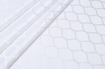 Biała tkanina obrusowa dekoracyjna z wzorem marokańskim  o szer. 170 cm