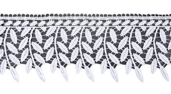 Biała szeroka taśma dekoracyjna gipiura koronkowa żakardowa ze wzorem w listki wys. 15 cm FF