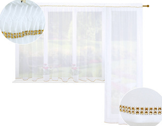 Gotowa biała firana komplet długa szer. 140 x 250 wys. i krótka szer. 380 x 140 wys. wykończone na górze i na dole ozdobną taśmą imitującą cyrkonie w kolorze złotym na taśmie marszczącej