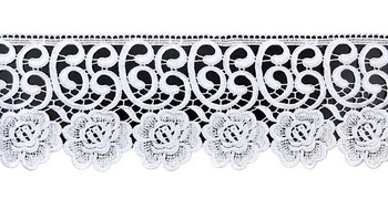 Biała taśma koronkowa żakardowa gipiura dekoracyjna ze wzorem w kwiaty wys.15 cm